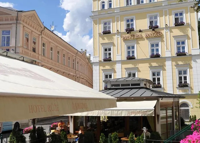 Hotel Ruze