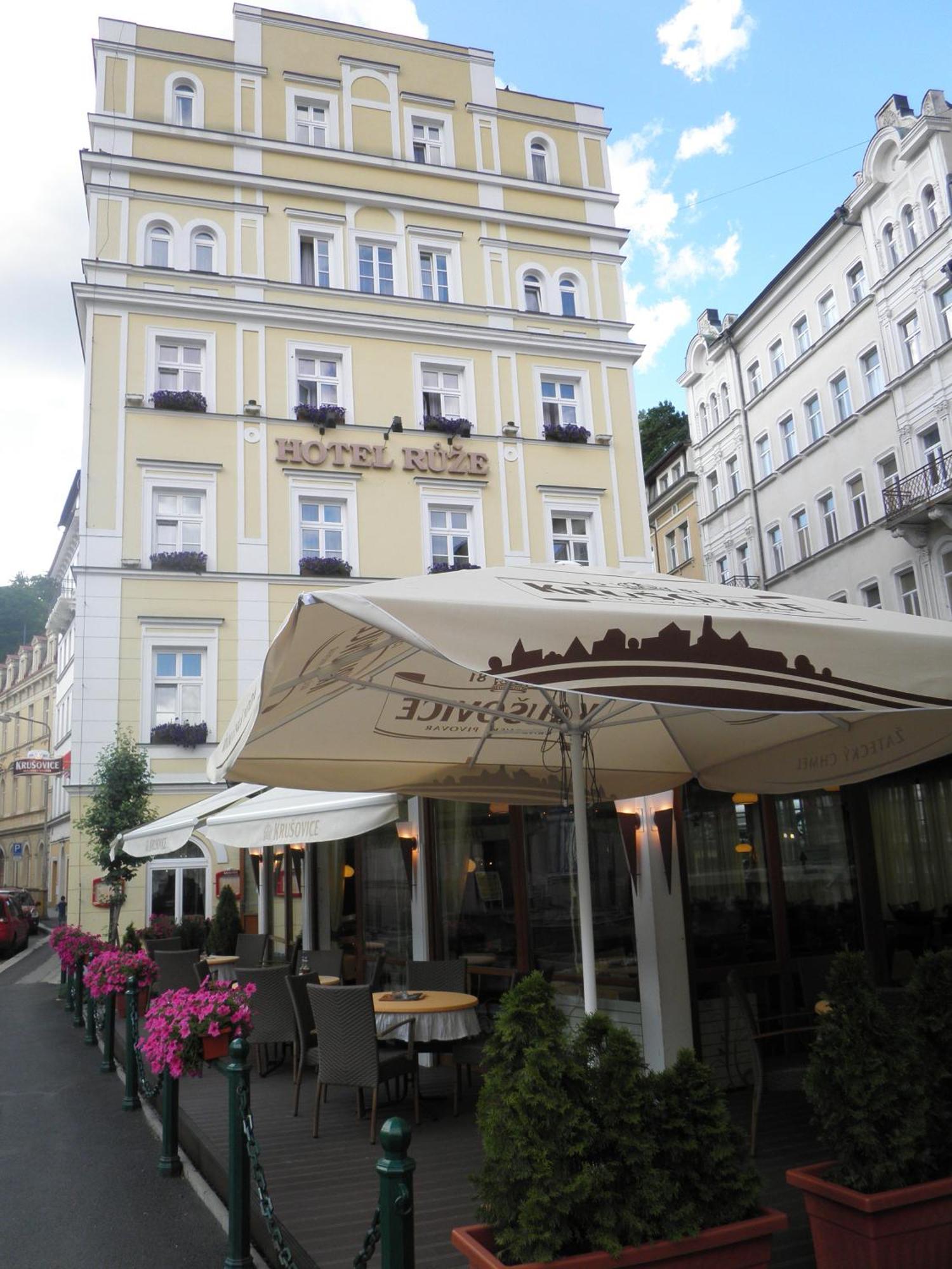 Hotel Ruze 4*